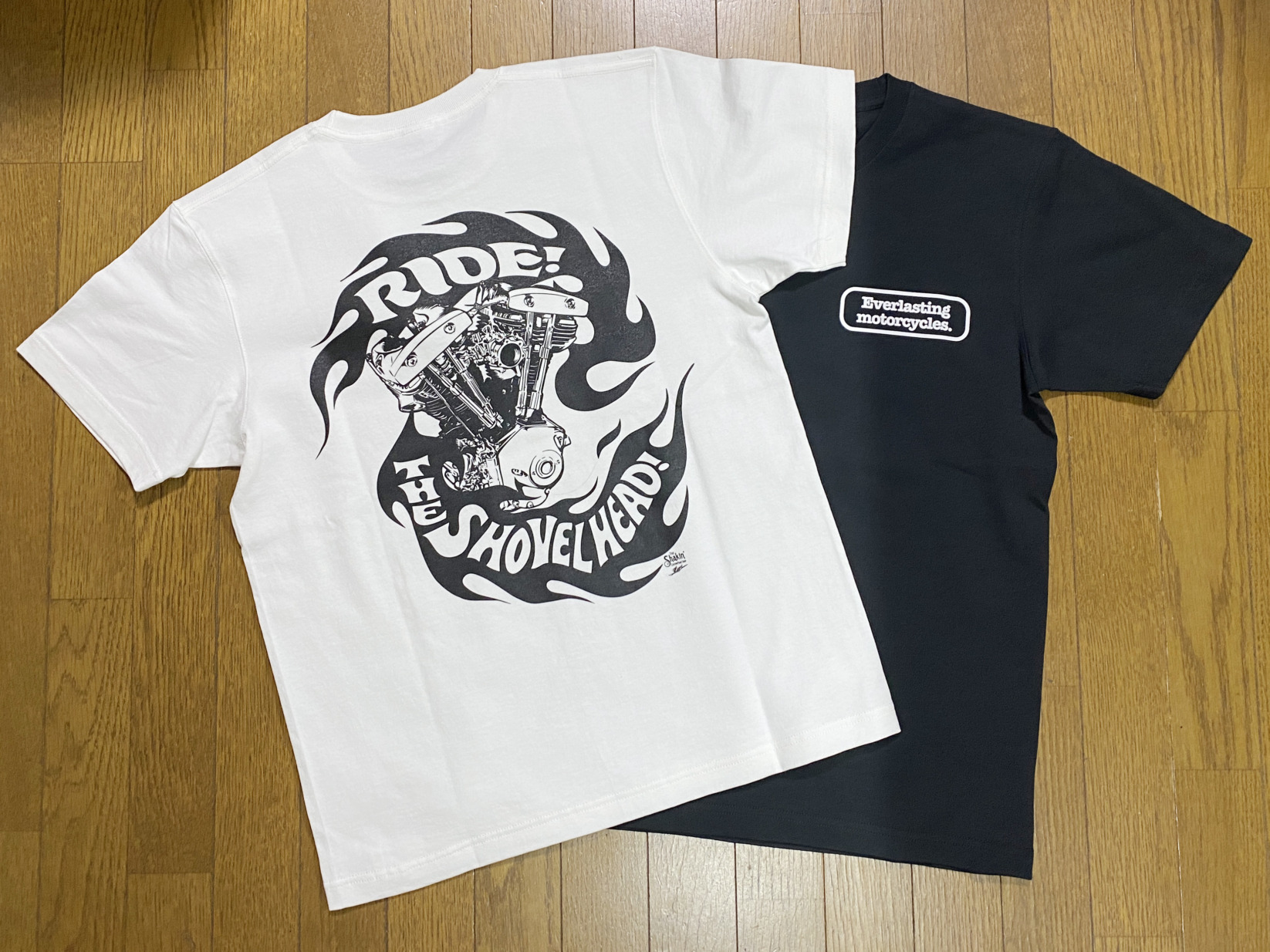 「ショベルヘッドに乗ろう！」オリジナルTシャツ　フレイムス Black&White
